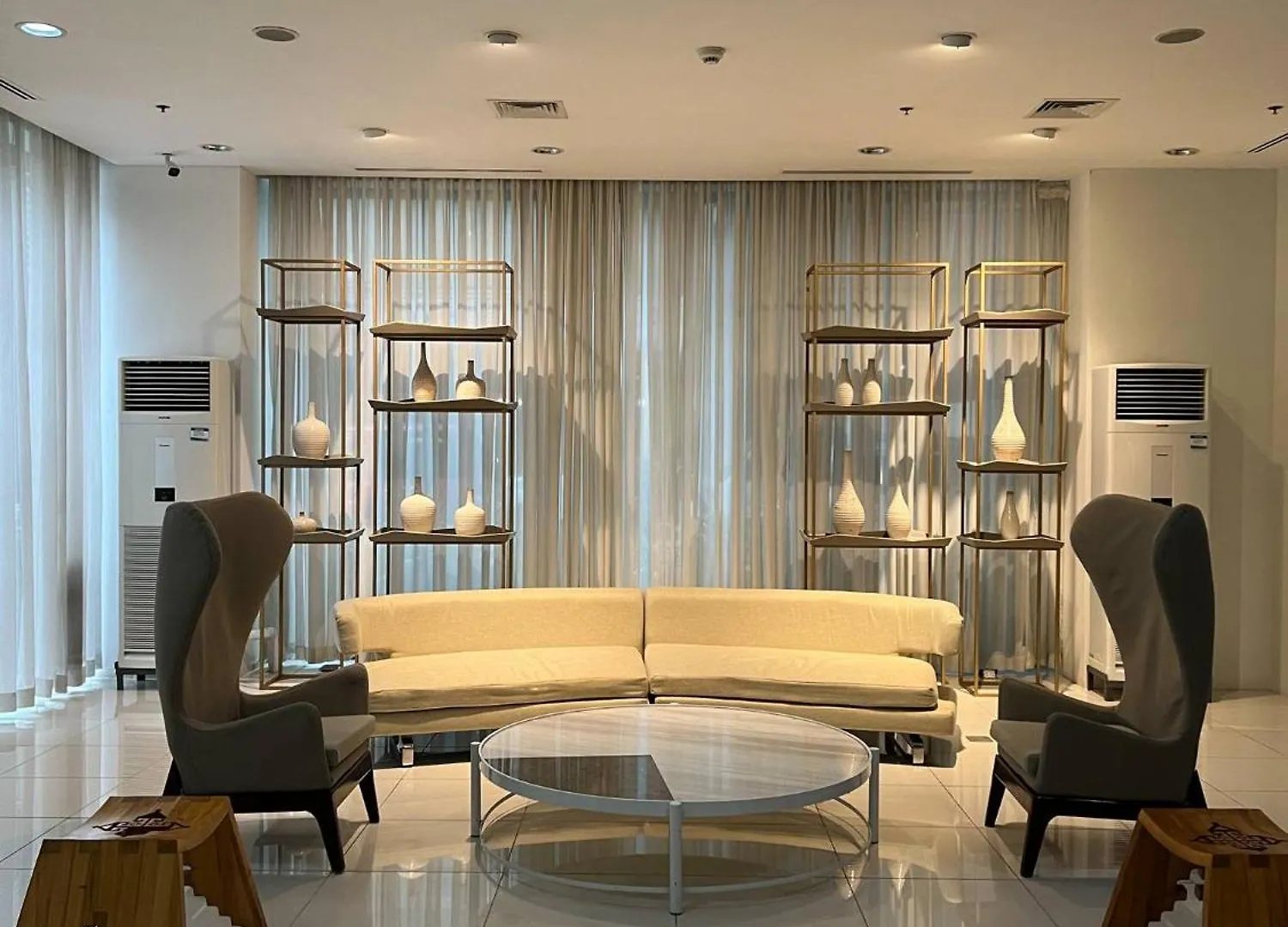 Hotel 1 Bedroom With Balcony In Abreeza Mall Davao City