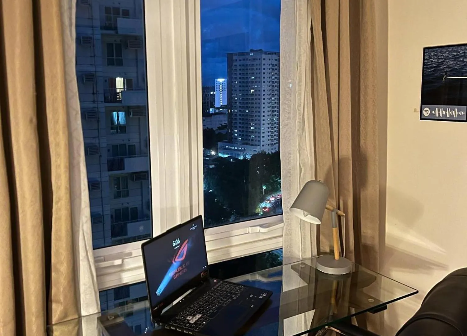 Davao City 1 Bedroom With Balcony In Abreeza Mall מלון